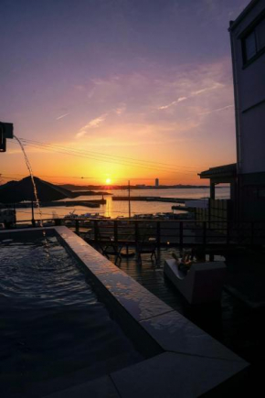 Ryokan KINOSUKE hotel きの助 日間賀島 島のサウナ Himaka Island